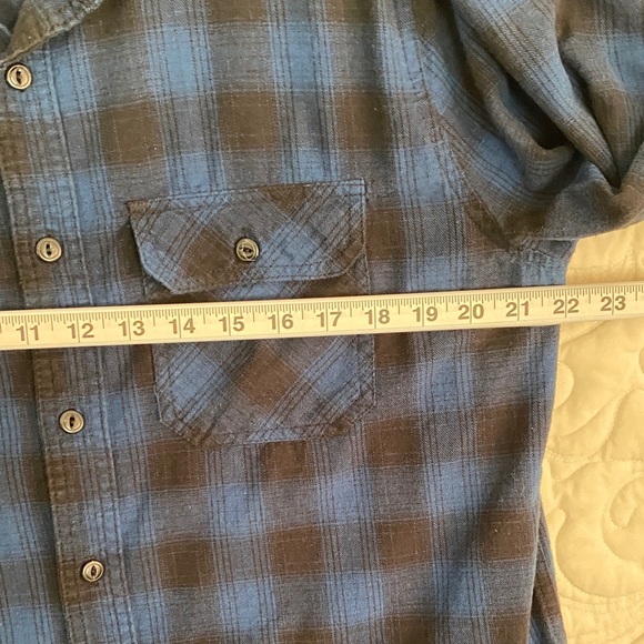 Amnesia Plaid Flannel Shirt Blue and Black Cotton - Picture 5 of 8